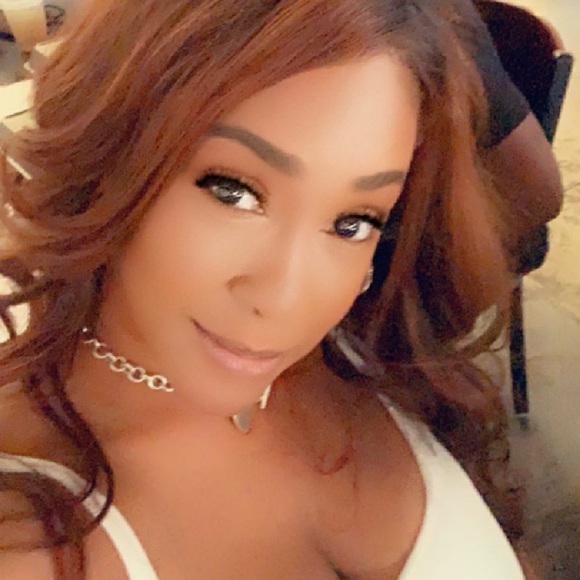 Meet your Posher, Jackie - Picture 3 of 5